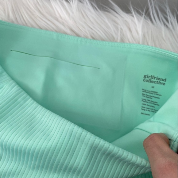 Girlfriend Collective Breeze RIB High-Rise Legging Mint Ribbed High Rise 23 3/4” - Picture 5 of 7